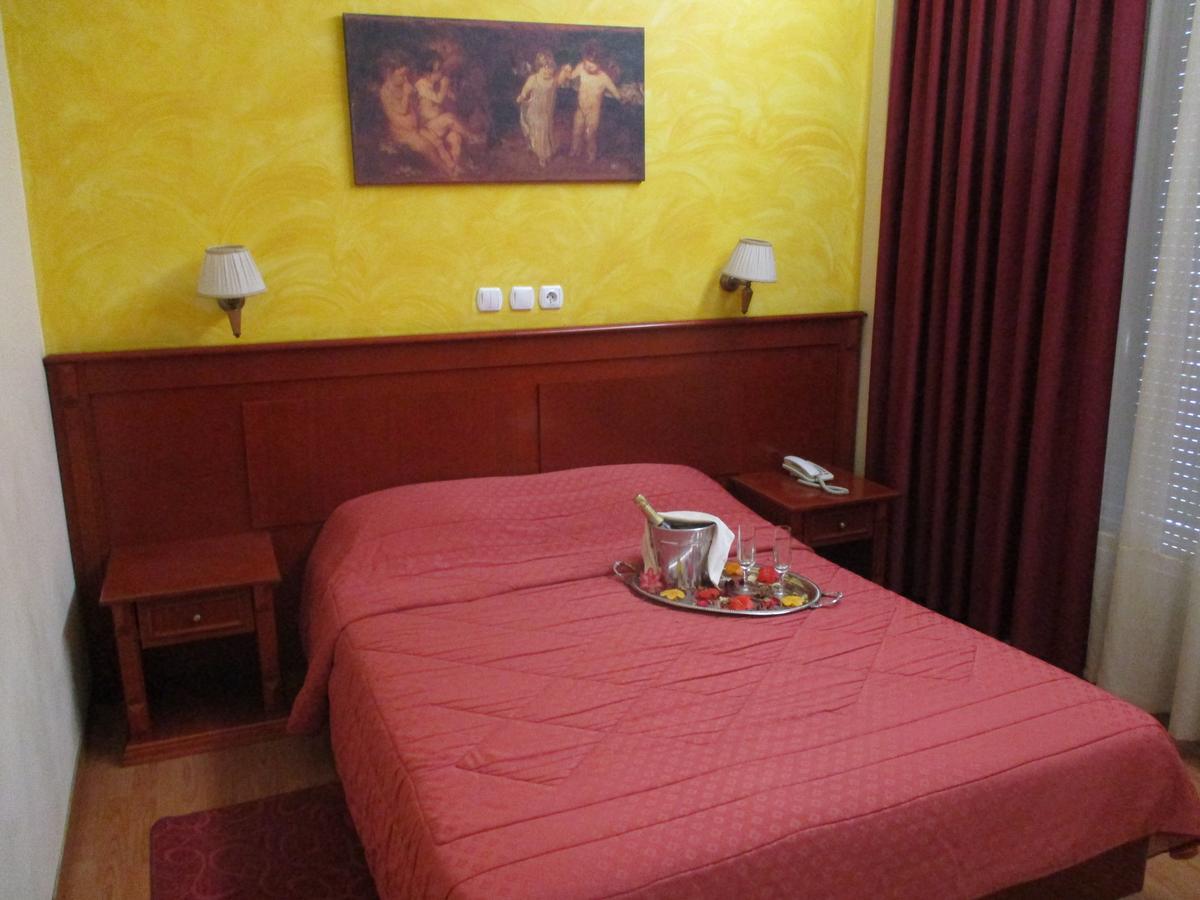 Hotel Delta Lamía Zewnętrze zdjęcie