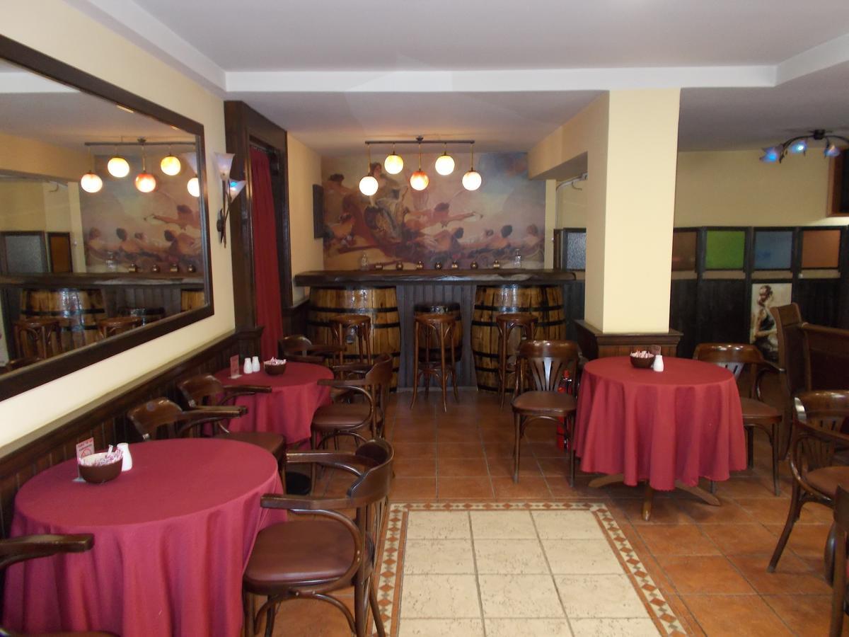 Hotel Delta Lamía Zewnętrze zdjęcie